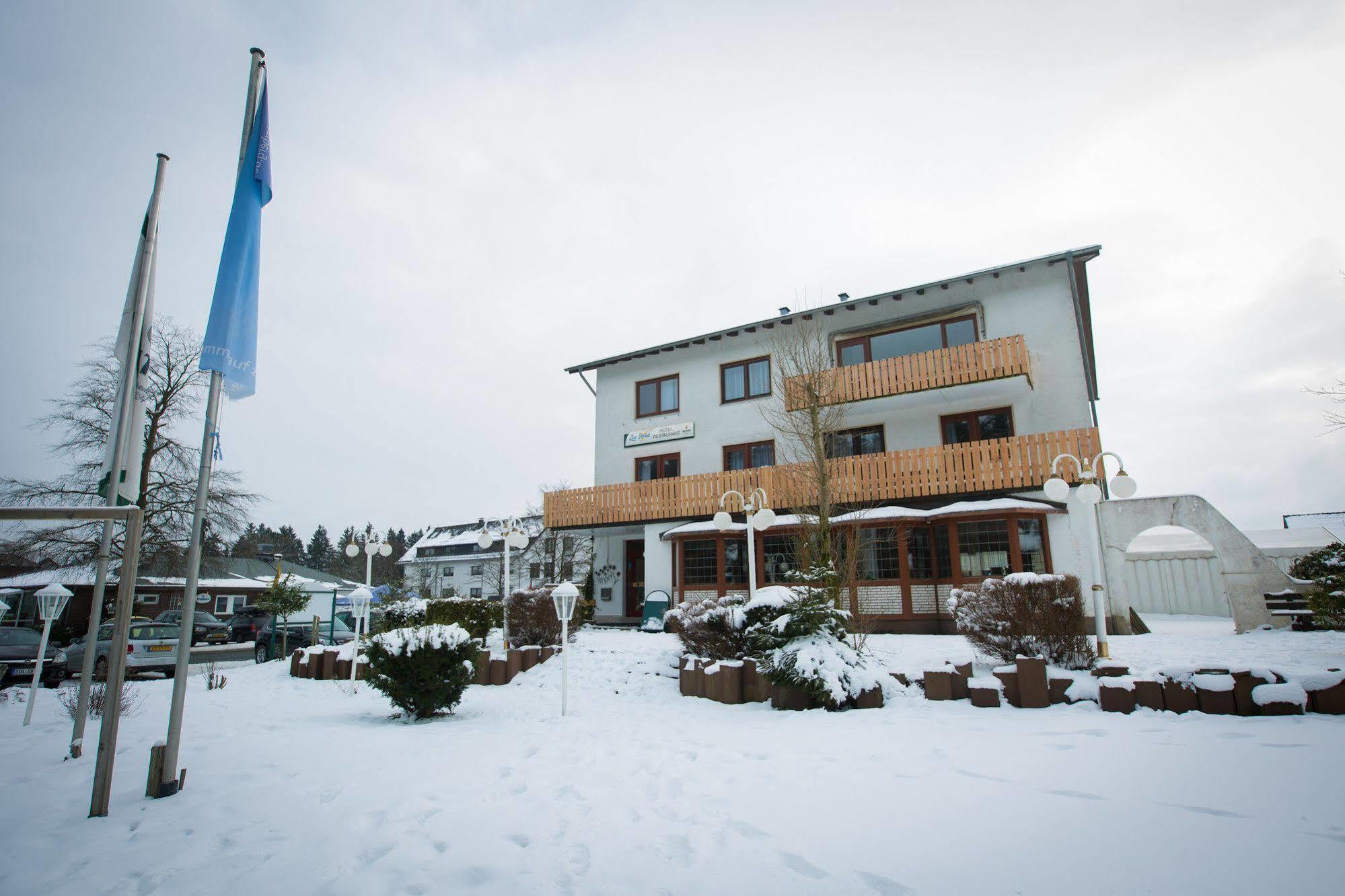 Hotel Zur Sonne 3*