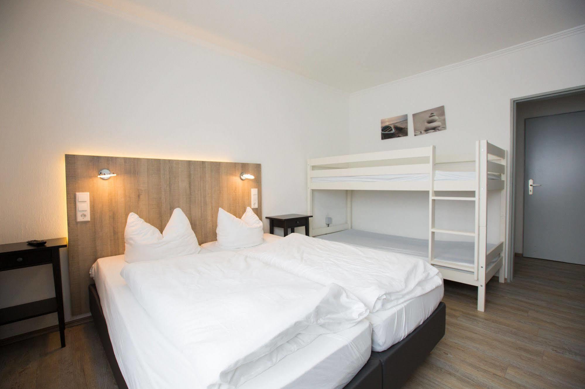 Hotel Zur Sonne 3*